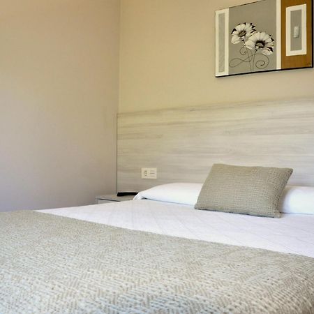 Hostal Paz Гондомар Экстерьер фото