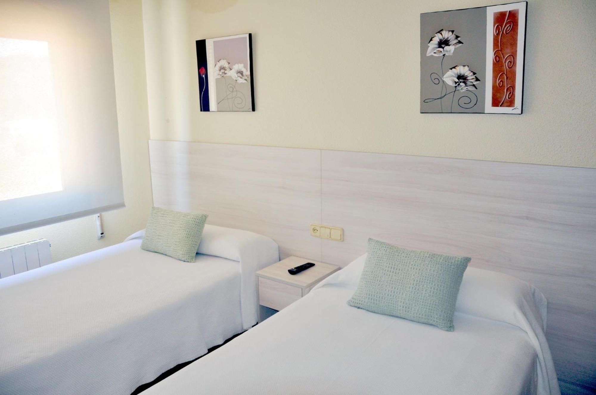 Hostal Paz Гондомар Экстерьер фото